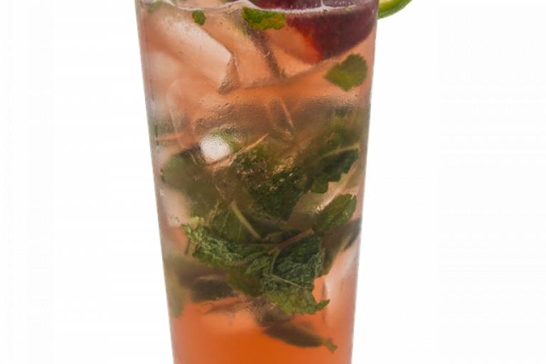 Inspiration image for Berry Rosé Mojito